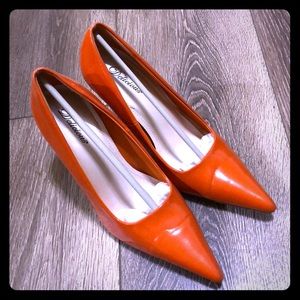 🍊ORANGE patent heels